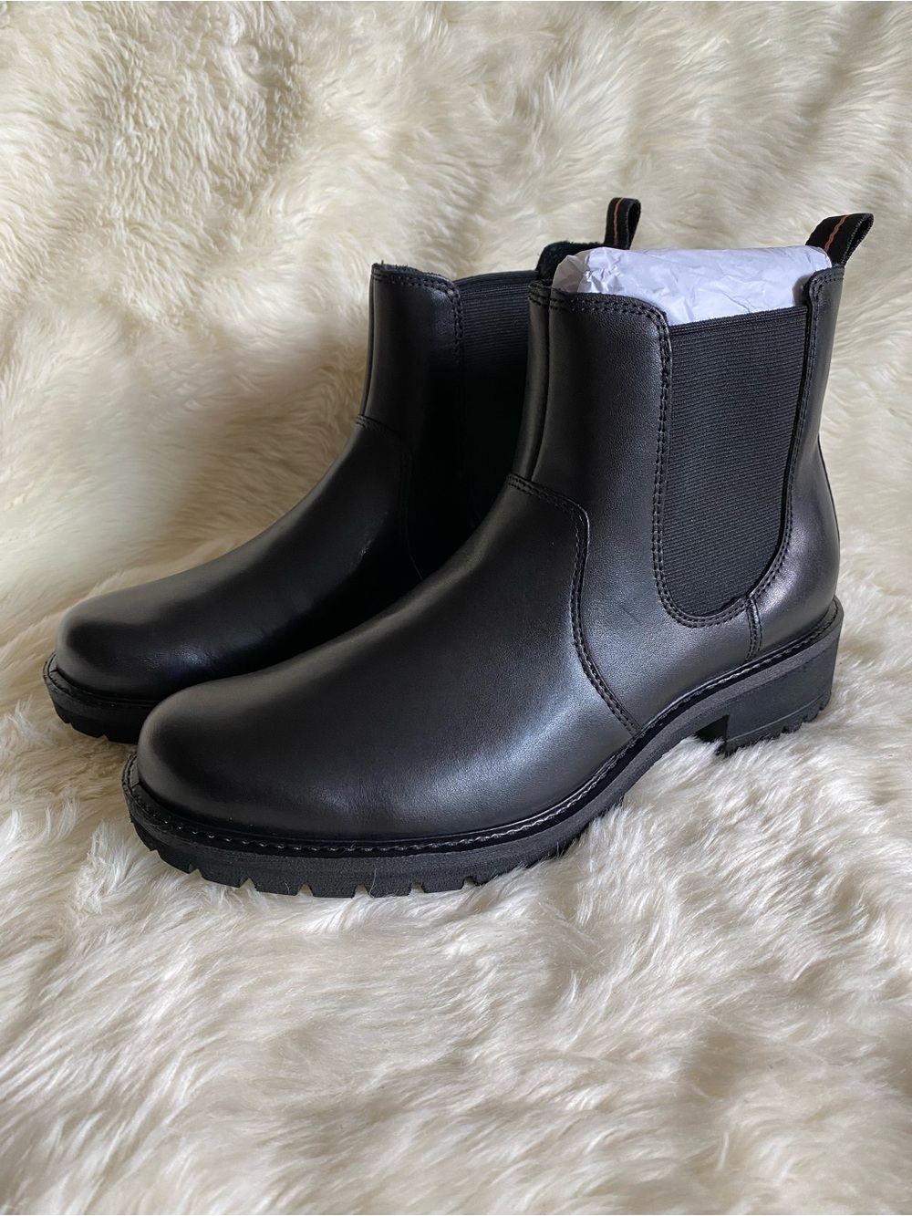 NIB! ECCO 202143 Elaina Chelsea Women Boots In Black Leather Size 6-6.5/ EU37